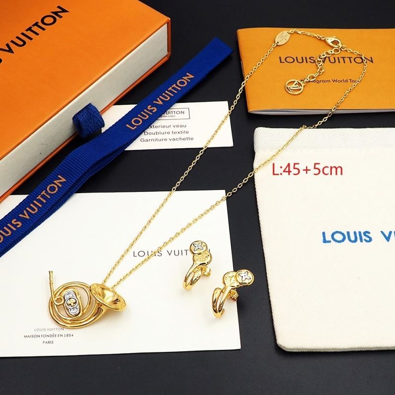 Louis Vuitton Necklaces